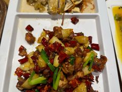 -隔壁老王·家常云南菜(花巷店)