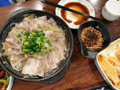 -小二锅贴私家菜(新世纪步行街第二大街店)