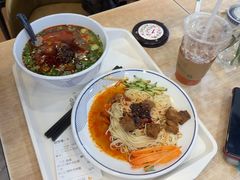 -陇兴楼(西安咸阳国际机场店)