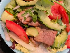 香辣牛肉沙拉-URBAN SOI Thai Kitchen乐泰料理(长乐路店)