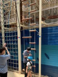 -PIPIKINGDOM皮皮王国欢乐号(欢乐海岸购物中心店)