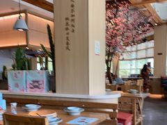 大堂-蜜桃餐厅·伴山(湖滨商业街店)