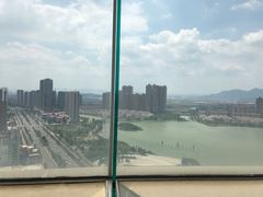 -荣誉国际酒店-云顶旋转餐厅