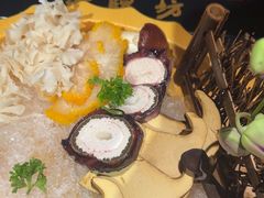 -老牌坊云南鱼豆花火锅(哈西万达店)