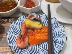-金马门国际美食百汇(珞喻路店)