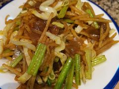 -怪噜范·老贵阳街头名小吃(数博万达店)