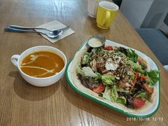 -HELLO 27 意面·沙拉·帕尼尼