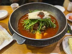 -喇喇排骨火锅·传统韩式脊骨汤(望京西园总店)