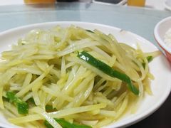 -辣妹川菜馆(益健路店)