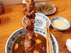 卤煮火烧-门框胡同百年卤煮(新街口店)