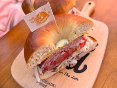 纽大速递贝果-Catch Bagel(芳草地店)