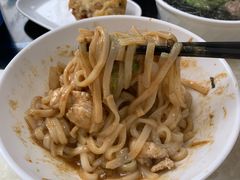 -华威达牛庄(黄埔大道西店)
