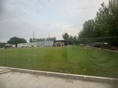 -蓝地时尚庄园(北京清河营地铁站店)