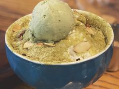 抹茶牛奶冰沙-I HOLIC艾豪丽披萨(KKone店)