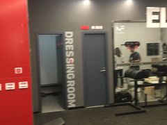 -汗水空间私教健身连锁(SM广场店)