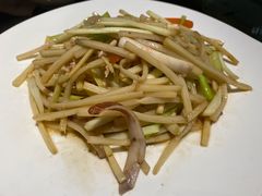 -高第街56号餐厅(银座商城玉函店)