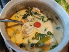 -大头虾越式风味餐厅(光明广场店)