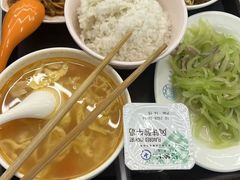 -同济大学本部学苑饮食广场