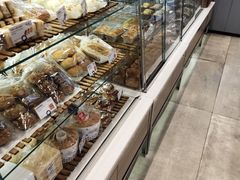面包甜点陈列柜-PARIS BAGUETTE巴黎贝甜(周浦万达店)