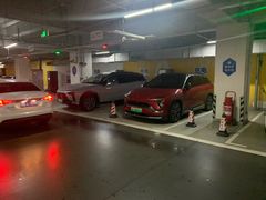 -成都银泰中心-停车场