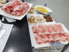 -楼外楼大刀肉传统火锅(西安大路店)