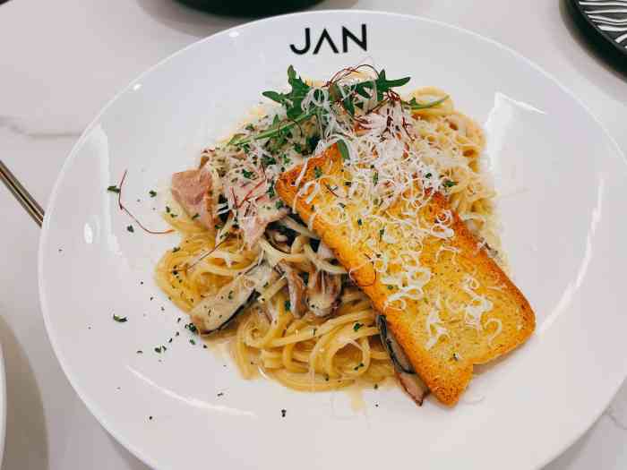 拣jan·西厨(富力海珠城店)-"熟悉江南西比较容易找,环境布置精致美观