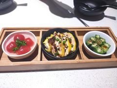 前菜三宫格-新仙清汤牛腩(铜锣湾店)
