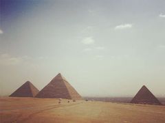 -吉萨金字塔群