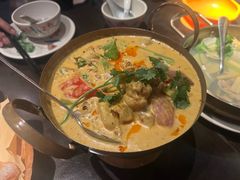 -大头虾越式风味餐厅(光明广场店)