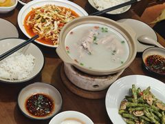 -叁煨蹄花·下饭盐帮菜(人民广场店)