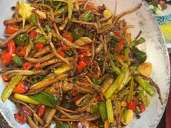 -路边边.炒菜烧烤.音乐餐厅(良乡长虹店)