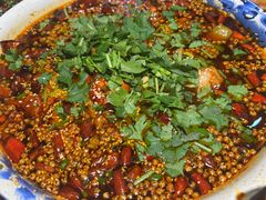 麻辣水煮蛙-江湖黑大兔(杨家坪店)
