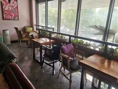 -喜鹊咖啡餐吧(北方中惠店)