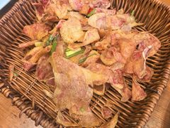 紫洋芋片-老滇山寨•云南特色菜•地方菜•民族风情歌舞表演(呈贡店)