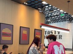 -麦当劳(宁波火车高铁站店)
