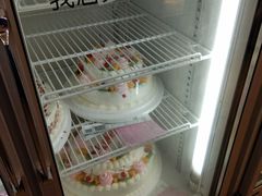 -红宝石·鲜奶小方·海派西点房(金杨店)