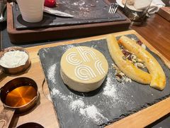 招牌香蕉芝士蛋糕-恰餐厅及酒吧 CHAR Bar & Grill (北京丽都皇冠假日店)