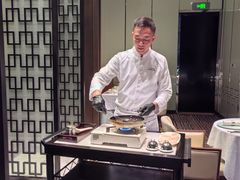 -运·中餐厅(成都华尔道夫酒店)