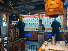 -巴渝瓦肆重庆鲜火锅(宝龙环湖店)