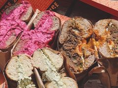 -Catch Bagel(芳草地店)