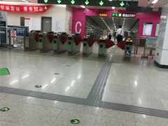 -白石桥南(地铁站)