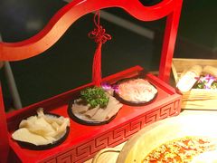 -同蛙阁美蛙鱼头火锅