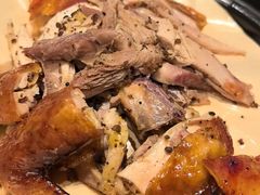 黑松露手撕脆皮鸡（半只）-广州柏悦酒店·悦景轩·粤菜餐厅