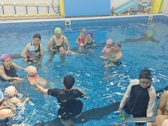 -嘻游纪亲子游泳中心(天佑城店)