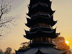 -龙华寺