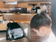 -星巴克臻选(上海合生汇1F店)