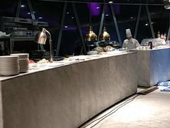 -广州塔卢特斯法国旋转餐厅