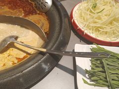 -生活如沸·顺德水牛奶火锅(大学路店)