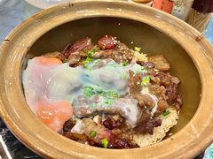 窝蛋牛肉饭-红星光发煲仔饭(文海店)