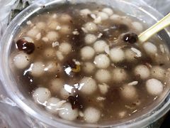 -芳婆糕团店(王府大街店)